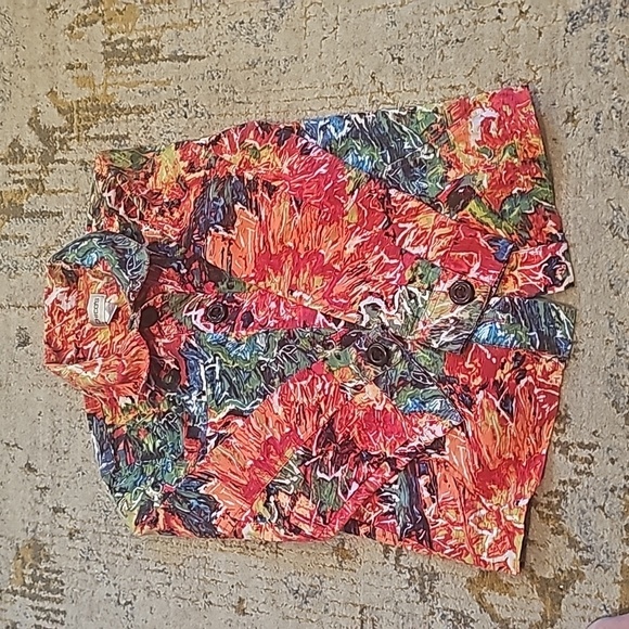 Bundle/ Chico's Women's shirts and a lightweight multicolored jacket - Picture 2 of 13